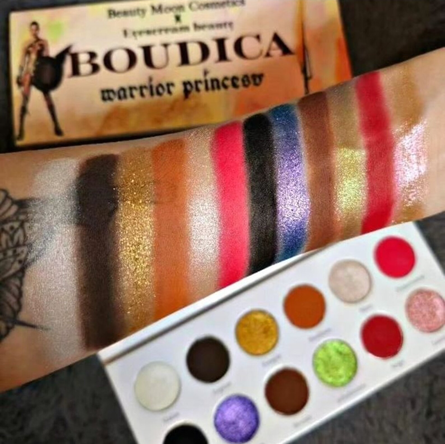 Beauty Moon Boudica Eyeshadow palette